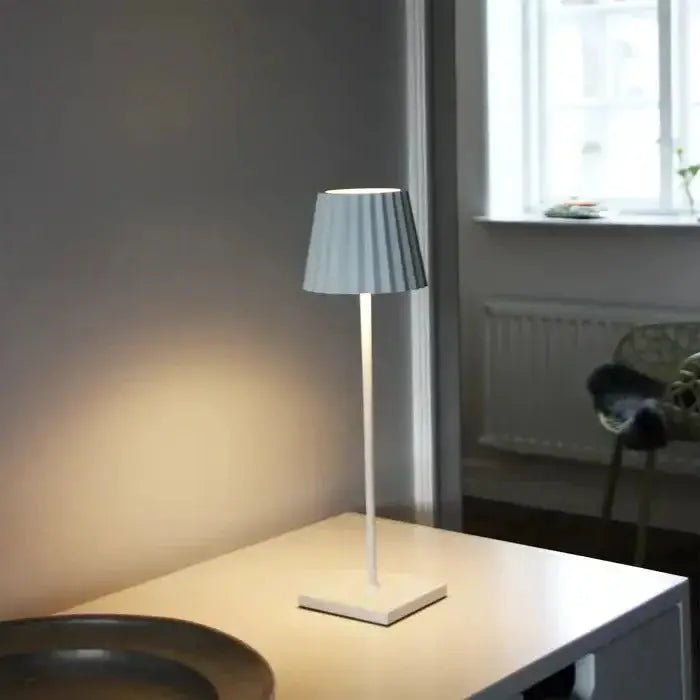Portable Led Table Lamp - Lightscordless