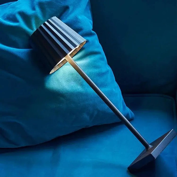 Portable Led Table Lamp - Lightscordless
