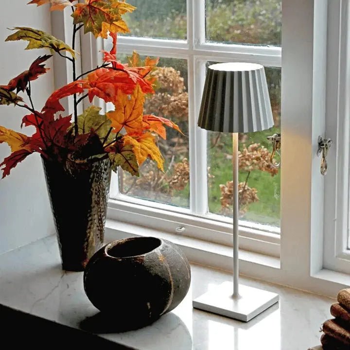 Portable Led Table Lamp - Lightscordless