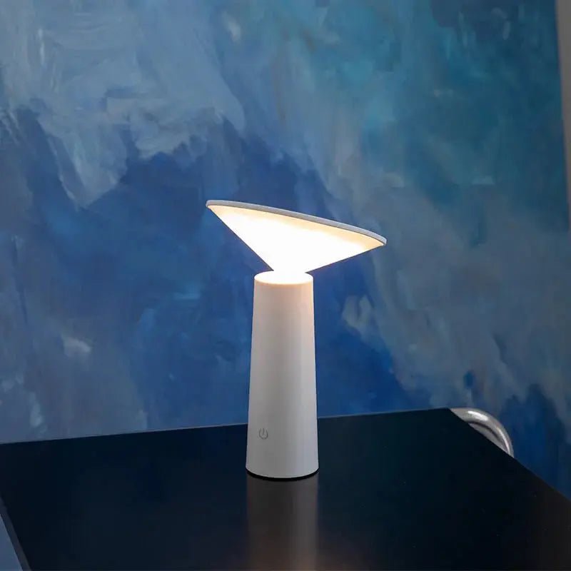 Portable Rechargeable Table Lamp - Lightscordless