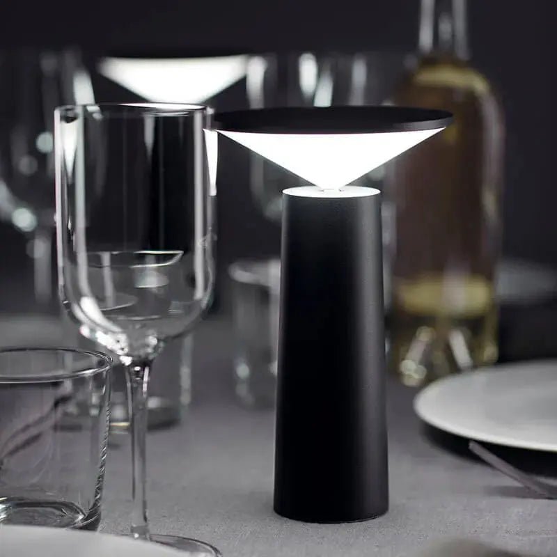 Portable Rechargeable Table Lamp - Lightscordless